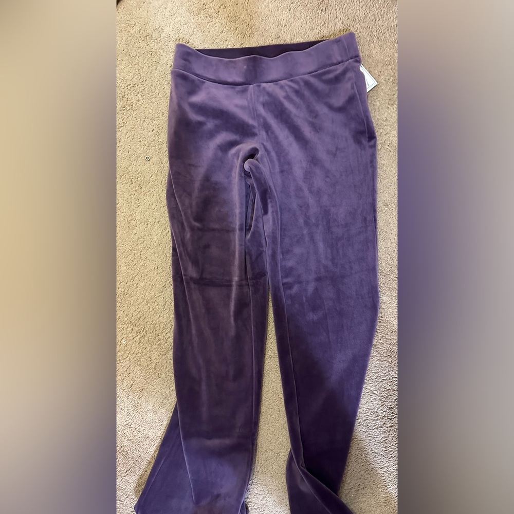 Velour purple juicy sweats (hasn’t been sold yet) - Picture 3 of 5